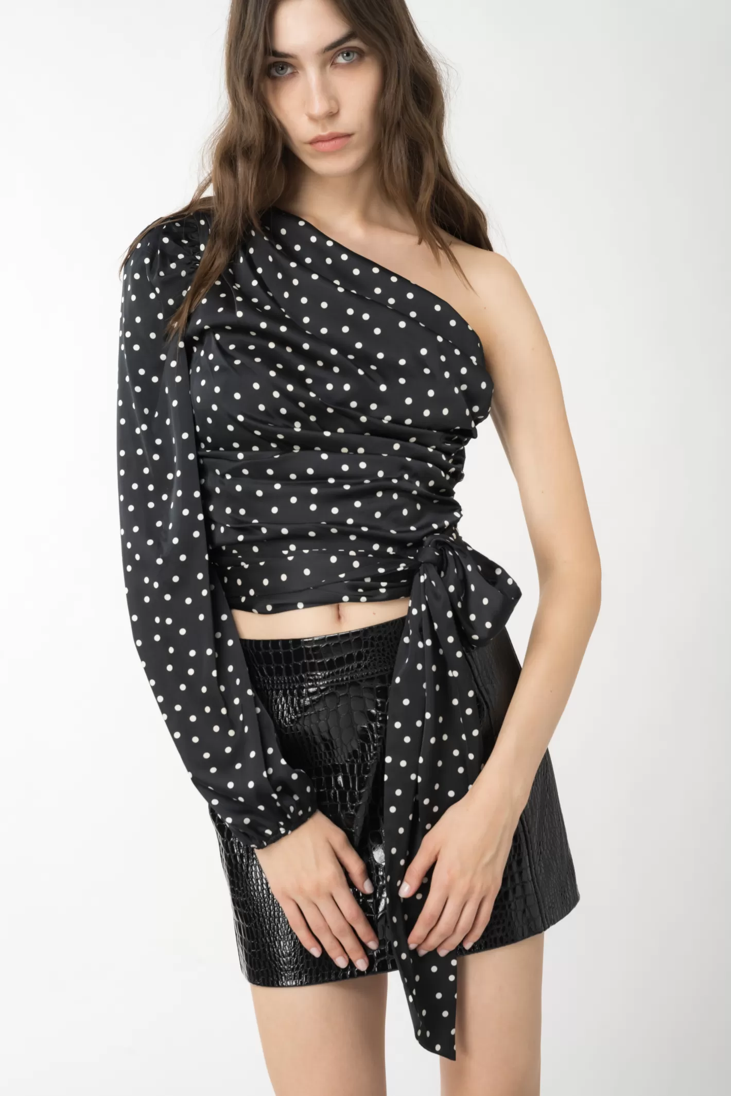 Pinko Blusa monospalla a pois NERO/BIANCO New